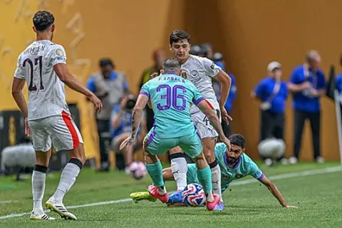 مباراة من طرف واحد.. كيف علقت الصحف الإنجليزية على فوز مانشستر سيتي أمام العين؟